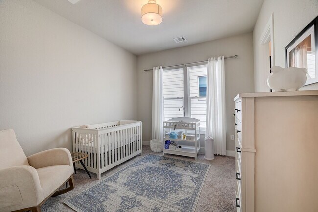 Building Photo - 6205 Seville Dr