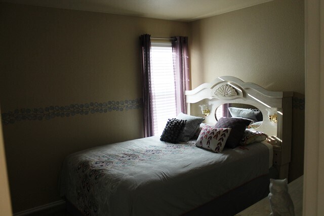 Building Photo - 2101 Golden Eagle Dr