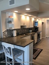 Building Photo - 438 NJ-35