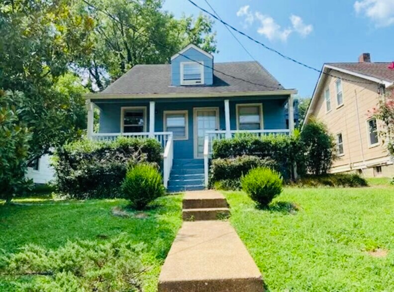 Primary Photo - 835 Glen Ave