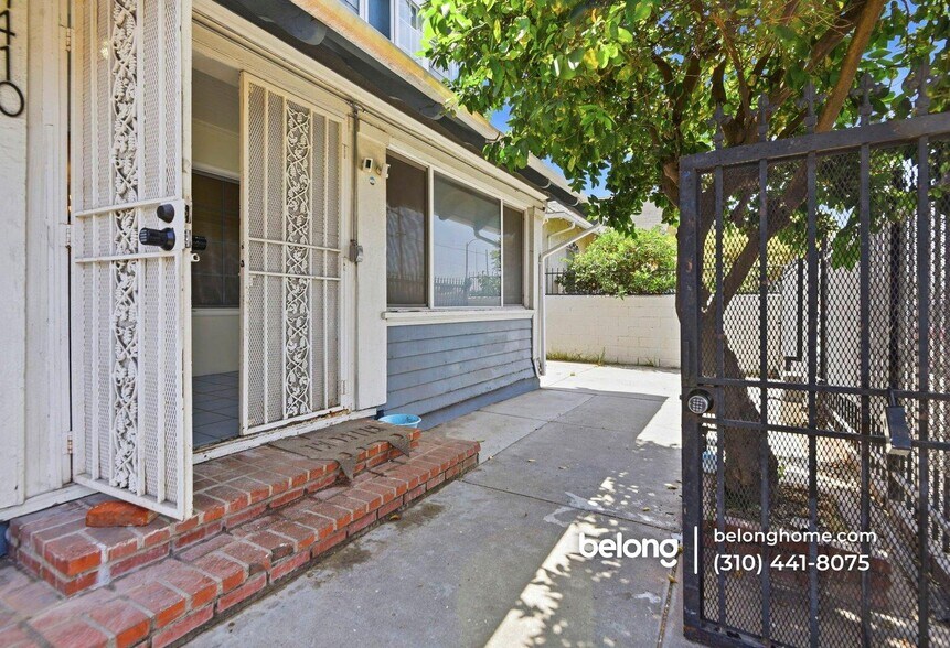 Building Photo - 1410 Fedora St