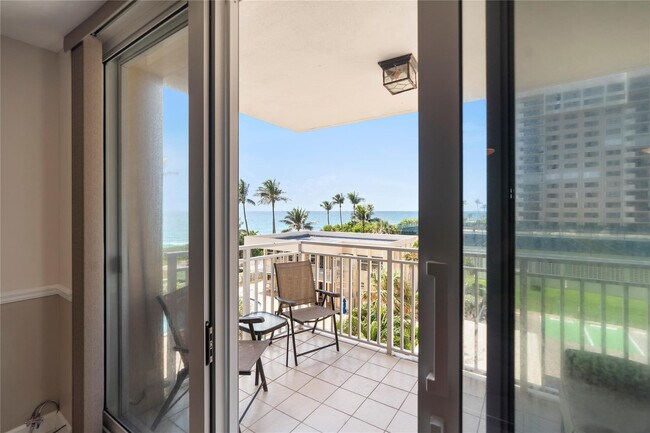 Building Photo - 5200 N Ocean Blvd