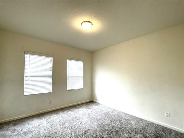 Building Photo - 2905 Aspen Dr