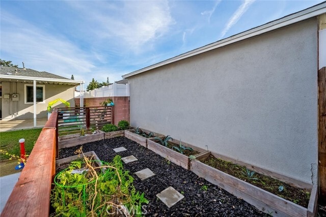 Building Photo - 5049 Adenmoor Ave