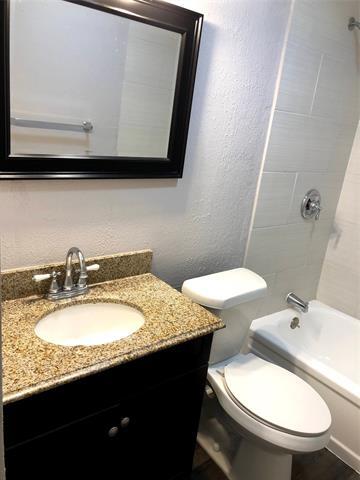 Building Photo - 1741 Crystal Way
