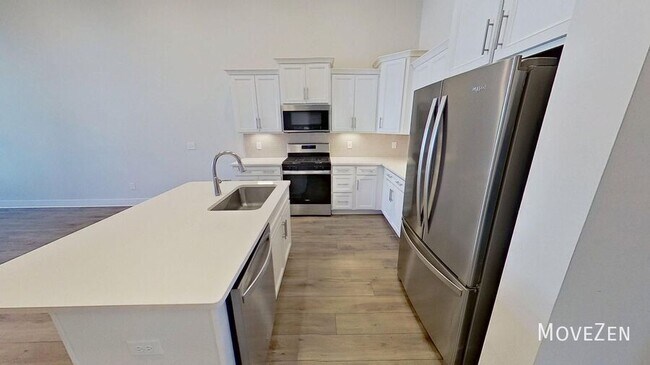 Building Photo - 210 Woodhouse Wy