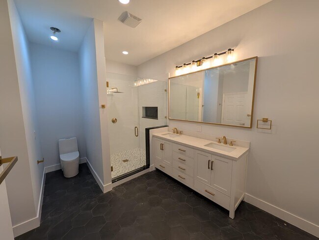 Building Photo - 8273 Manjack