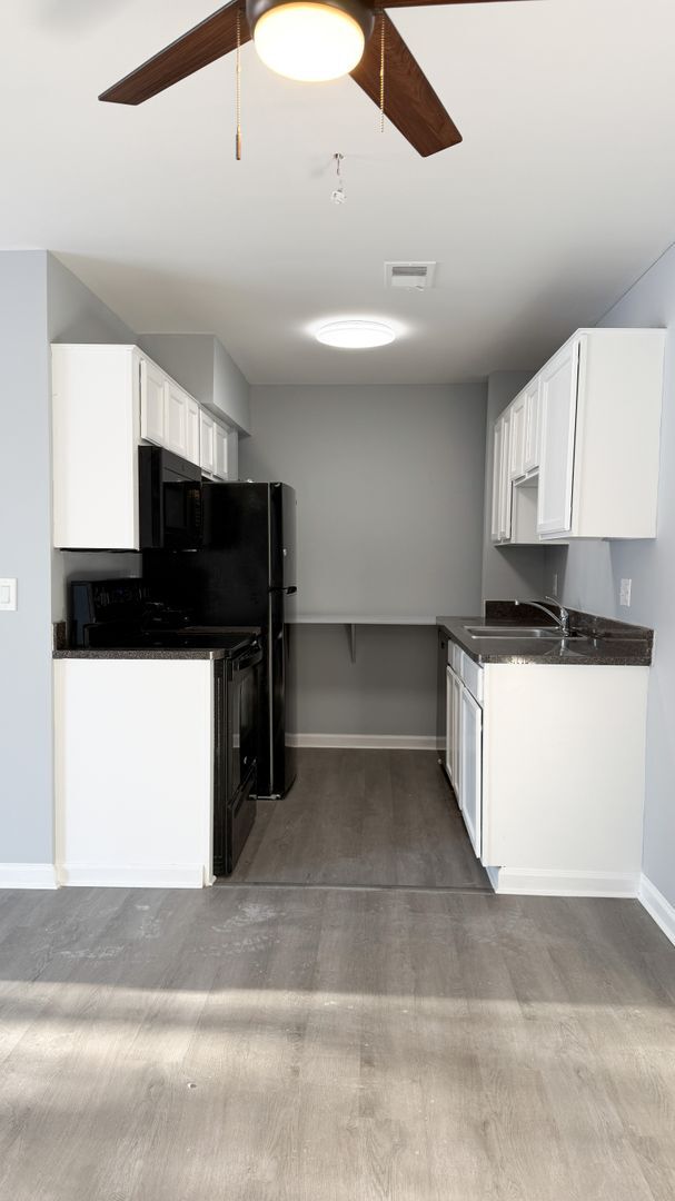 Building Photo - Beautiful 2 Bedroom Condo in Canton