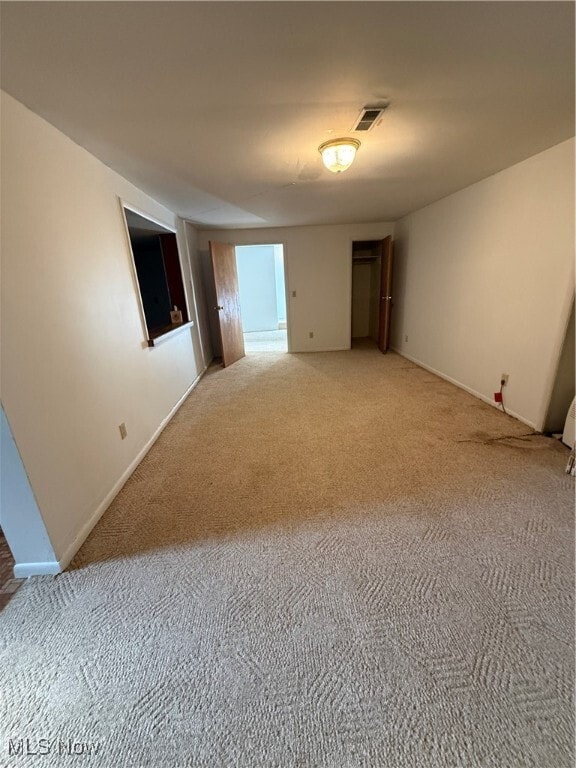 Building Photo - 964 Country Club Dr