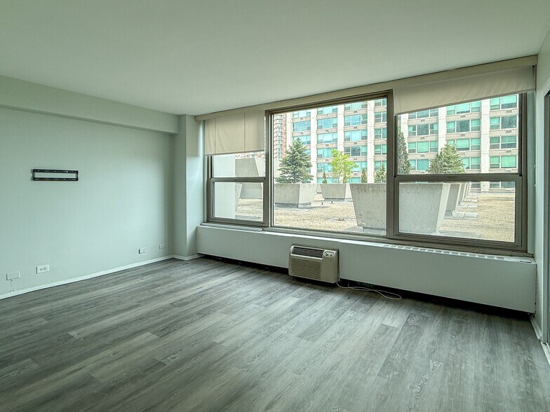 Building Photo - 3600 N Lake Shore Dr