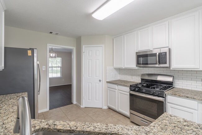 Building Photo - 13619 Northpointe Ridge Ln