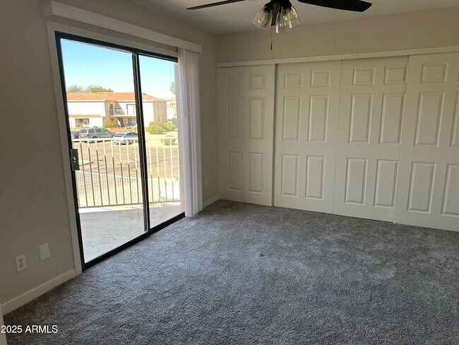 Building Photo - 15650 N 19th Ave