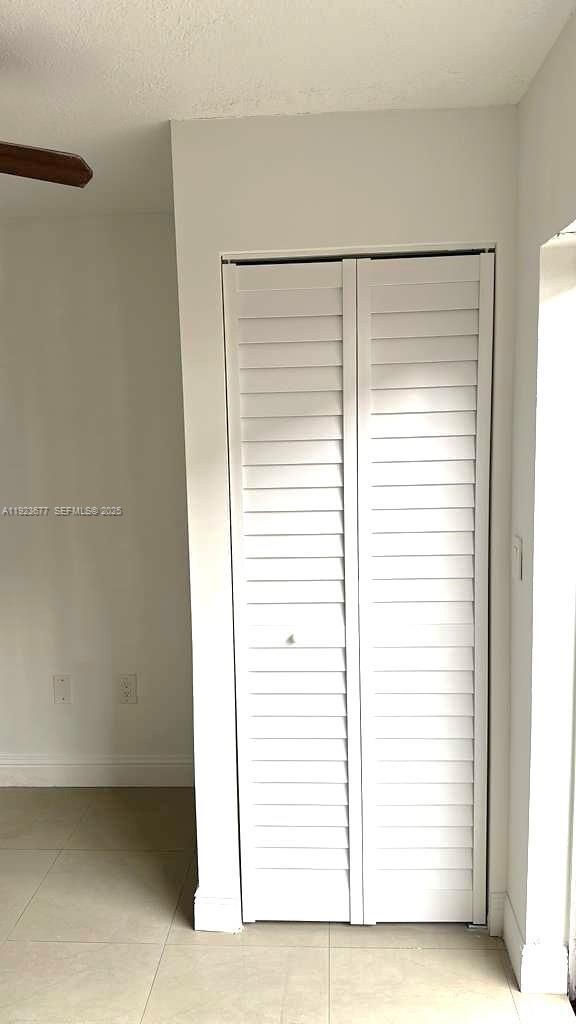 Building Photo - 12065 SW 18th St