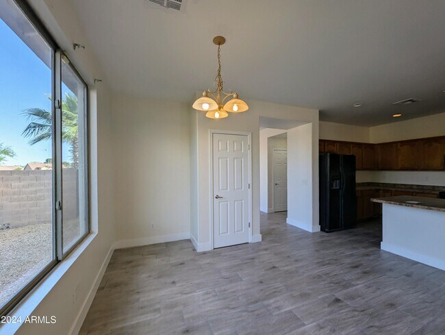 Building Photo - 15432 W Tasha Cir
