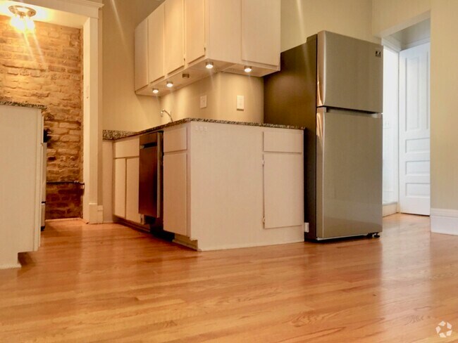 Building Photo - 1720 N Honore St