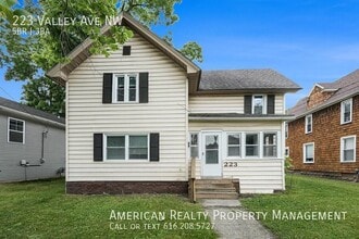 Building Photo - 223 Valley Ave NW