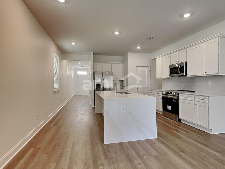 Building Photo - 168 Portside Pk Dr