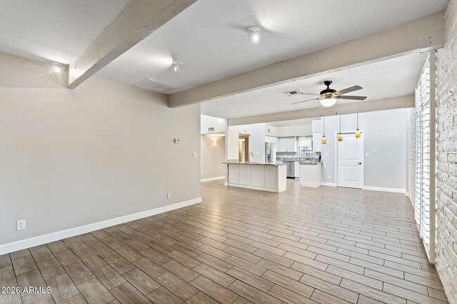 Building Photo - 7840 N 7th St