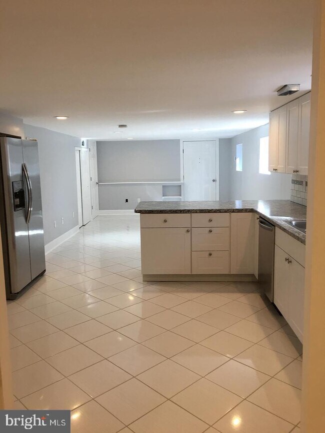 Building Photo - 132 Paoli Pike