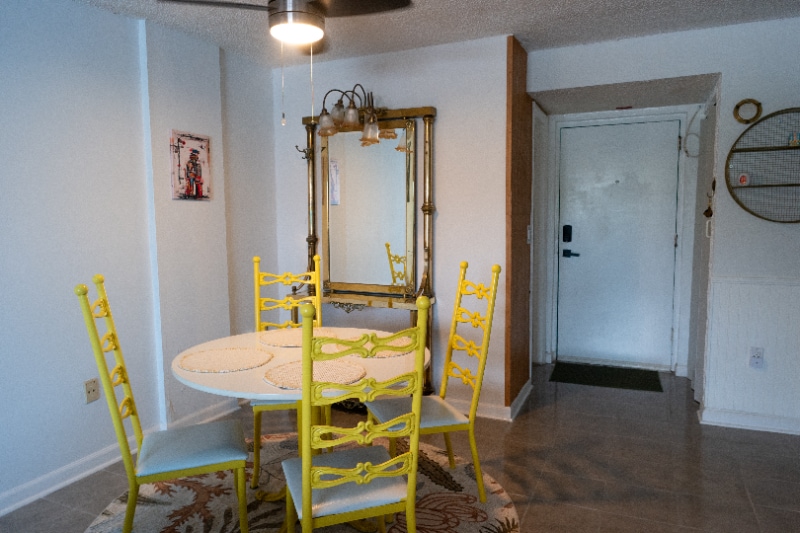 Building Photo - 1418 Collins Ave