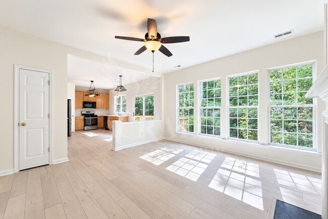 Building Photo - 112 Huntersville Rd