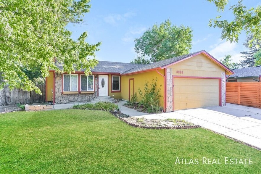 Primary Photo - 3828 S Ouray Way