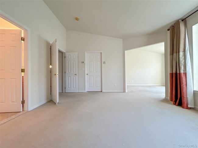 Building Photo - 1063 Dutcher Dr