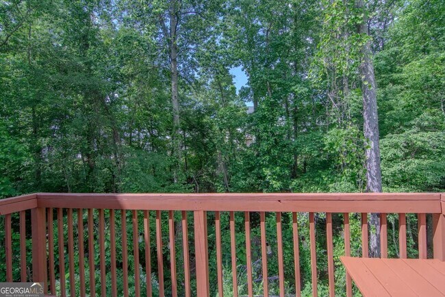 Building Photo - 28 Greystone Ridge