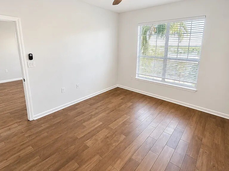 Building Photo - 5000 Culbreath Key Way