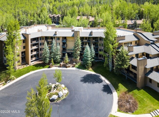 Building Photo - 1650 Fall Ridge Rd