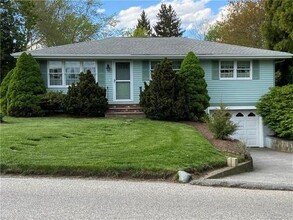 Building Photo - 75 Hopeworth Ave