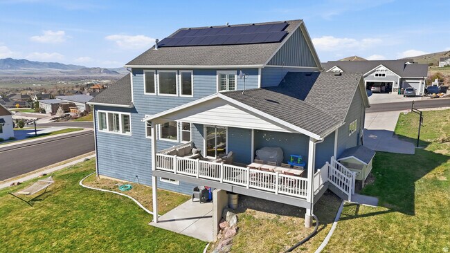 Building Photo - 1888 Palomino Cir