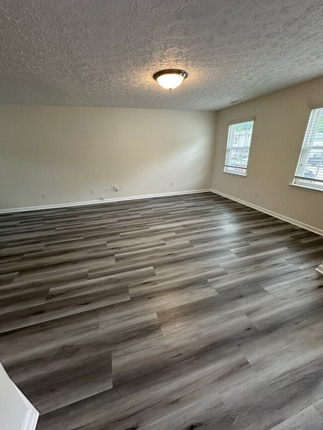 Building Photo - 3120 Slippery Elm Dr