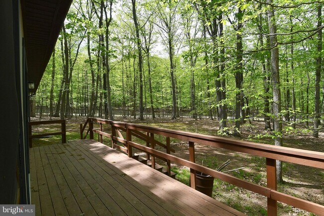 Building Photo - 67 Tranquil Way