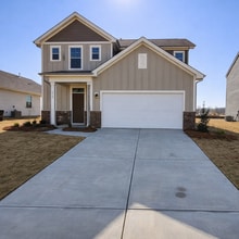 Building Photo - 5015 Weddington Rd