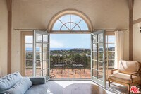 Building Photo - 1041 Somera Rd