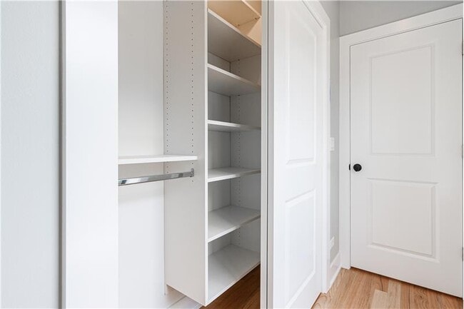 Building Photo - 2457 W Logan Blvd