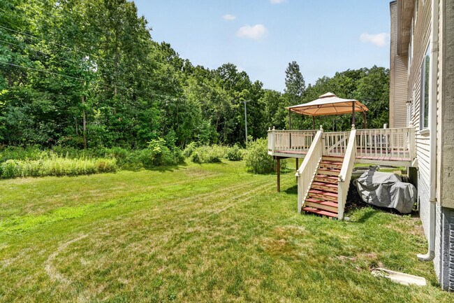 Building Photo - 392 Sedgewood Ln