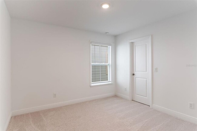 Building Photo - 6442 Rover Wy