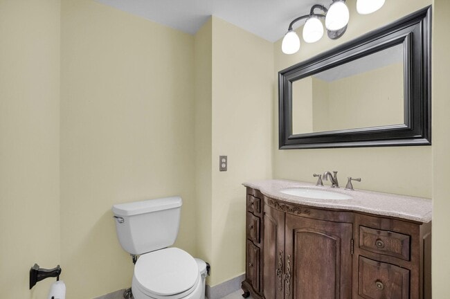 Building Photo - 21207 Lago Cir