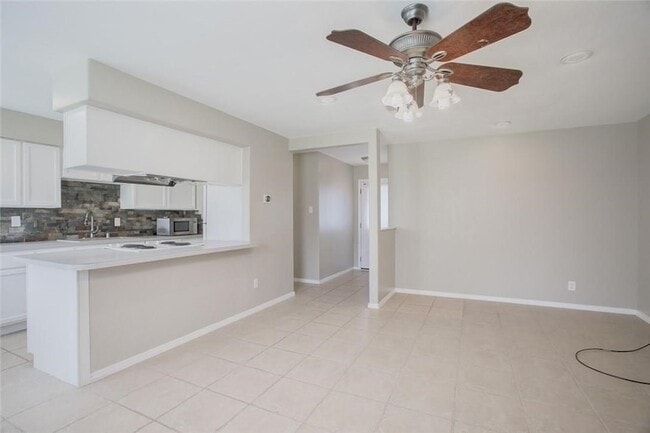 Building Photo - 6409 Patino Ct