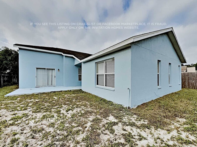 Building Photo - 4704 Bloom Dr