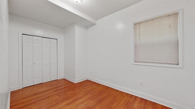 Building Photo - 131 Brunswick St