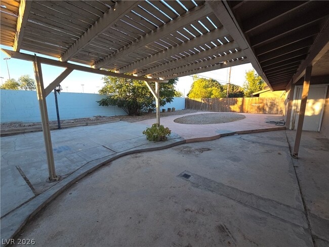 Building Photo - 3112 Avalon Ave