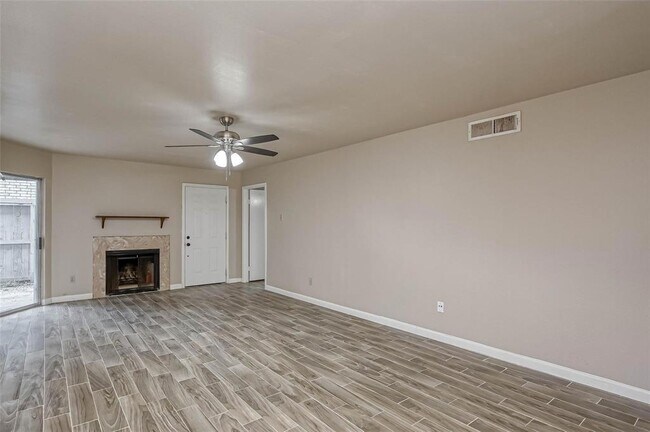 Building Photo - 8787 Brae Acres Rd