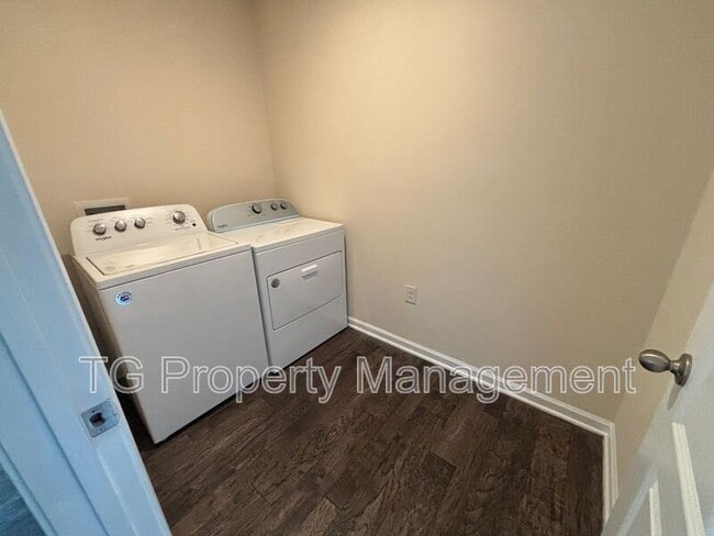 Building Photo - 15668 Palfrey Chase Dr