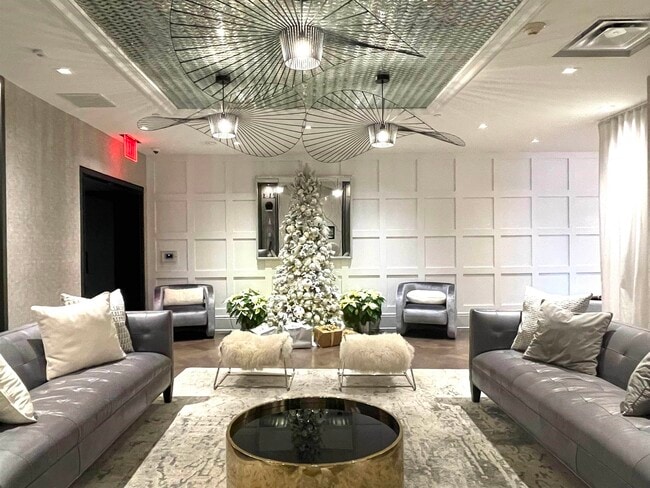 Building Photo - 88 Morgan St