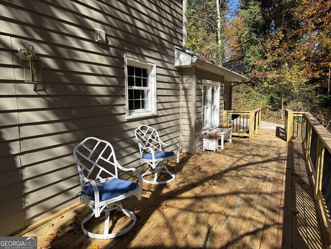 Building Photo - 1610 Old Mill Crossing NE