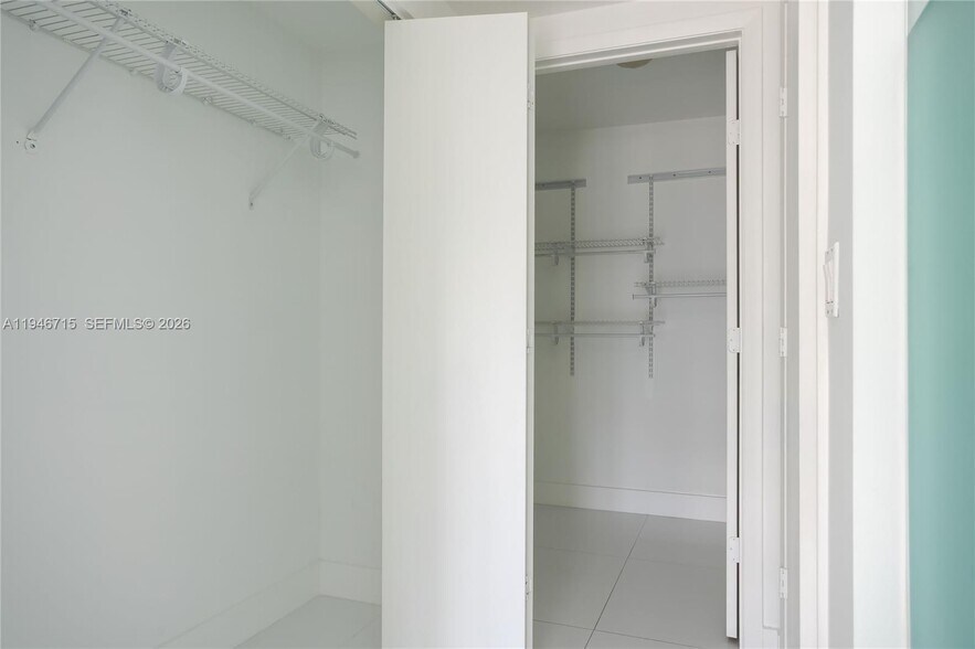 Building Photo - 92 SW 3rd St