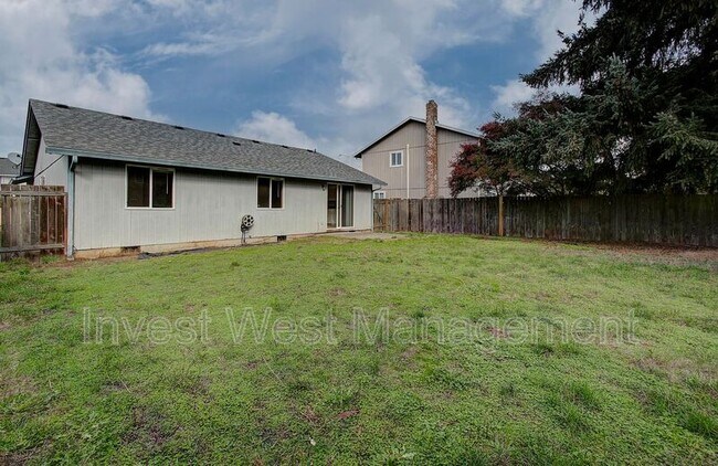 Building Photo - 14411 SE 7th St